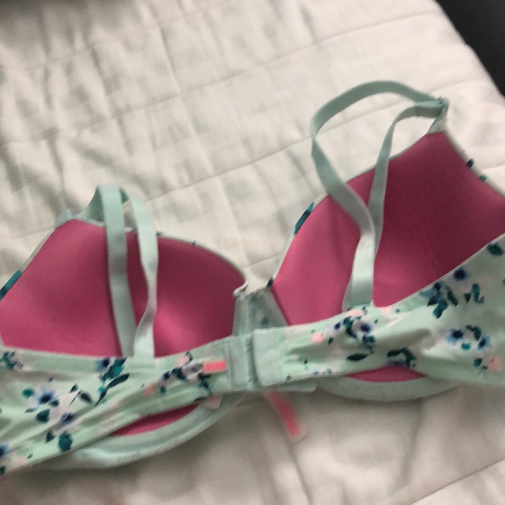 Bra - Picture 2 of 3
